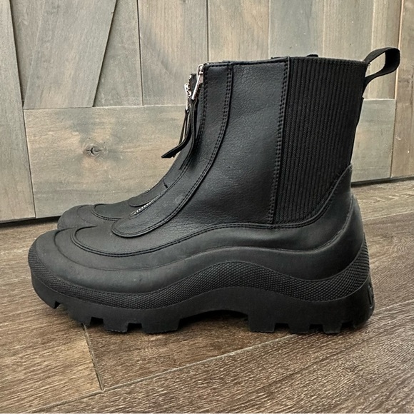 Sam Edelman Circus NY ‘Bethanie’ Rainboot - Picture 3 of 15